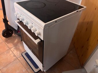 Predám sporák Electrolux – funkčný, za symbolickú cenu 30 € - 3