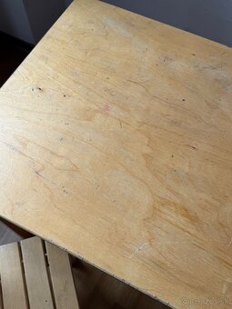 Detský stolík s dvomi stoličkami Ikea SVALA - 3
