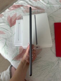 iPad 9th Generation Wi-Fi 64GB - 3