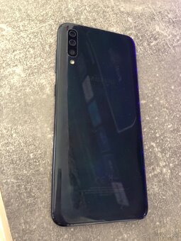 Samsung a70 - 3