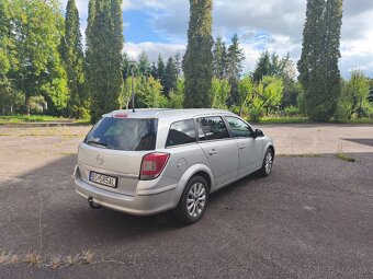 Predám Opel Astra 1.7 CDTI 2010 - 3