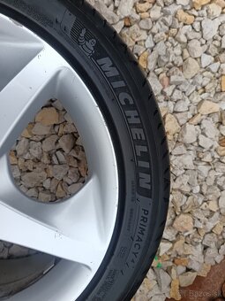 Kia R17 - 3