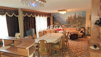 EXKLUZÍVNE NA PREDAJ:  3.podlažný dom v meste Snina - 3