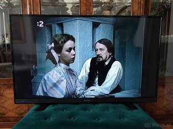 Predám Smart LED TV GRUNDIG 48VLE6421BL Full HD - 3