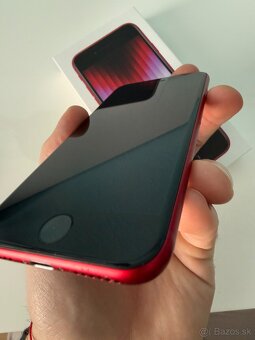 Apple iPhone SE 2022 64 GB Red - 3