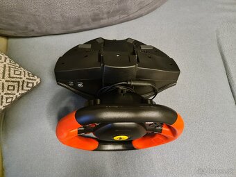 Predám volant THRUSTMASTER FERRARI 458 SPIDER - 3