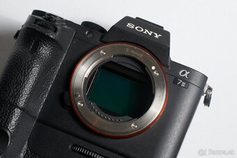 Sony A7II / Sony grip VG-C2EM - 3