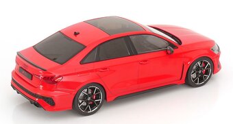 Audi RS3 (8Y) Limousine 2022 Red - 1:18 Ixo Models - 3