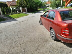 Predám Škoda Fabia 1.4 mpi v celku - 3