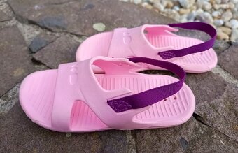 DECATHLON NABAIJI RUŽOVÉ SANDALKY DO VODY - 3