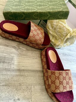 Gucci Dámské šlapky - 3