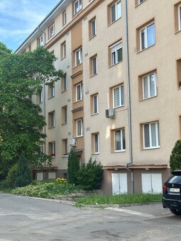 Na predaj zrekonštruovaný 2 izb. byt v centre mesta na 1.p - 3