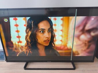 Panasonic TX-42AS500E - 3