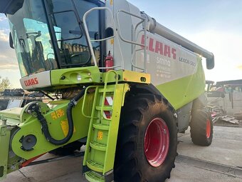 Sklízecí mlátička Claas Lexion 580, rok výroby 2010, žací li - 3