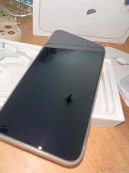 Predám Iphone 11 (Apple) 64GB - 3