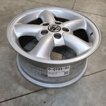 Hliníkové Volkswagen disky 5x112 R16 7J ET59 - 3