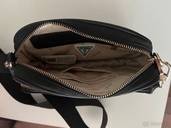 Kabelka GUESS - 3