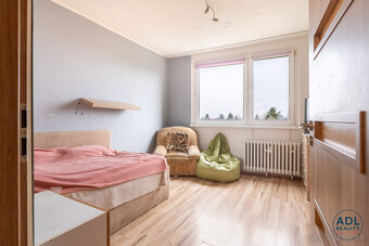 PREDAJ, 3. izbový byt so zasklenou loggiou a pivnicou - 3