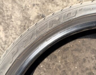 225/35 R19 Pirelli PZero - 3