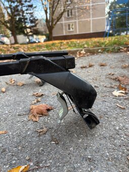 Strešné nosiče na Superb 2 / Passat B6/B7 sedan - 3