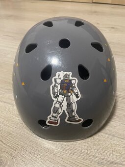 Prilba - 3