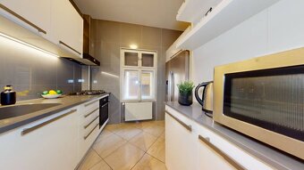 Aj investične na Airbnb, 3-izbový byt na pešej zóne, v srdci - 3
