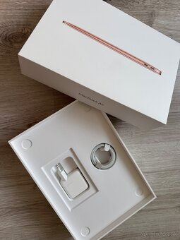 MacBook Air s cipom M1 13” - 3