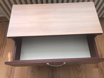 Skrinka pod TV - 3