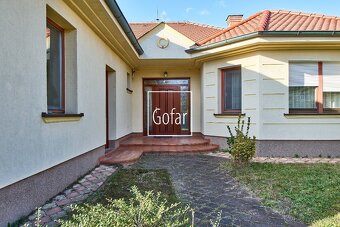 Luxusný 3i RD na parcele 1198m2,bazén,chata,4xparking-DS - 3