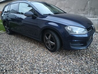Volkswagen Golf - 3