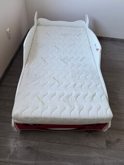 Autopostel Blesk McQueen s matracom - 3