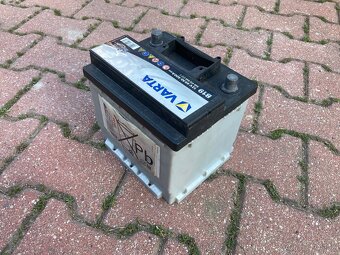 Autobaterie VARTA Black Dynamic 45Ah - 3