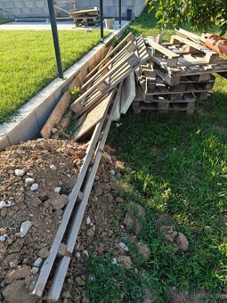 Darujem palety - 3