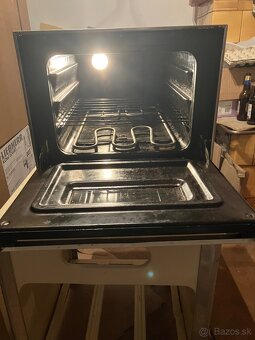 Predám elektrickú rúru a chladničku - 3