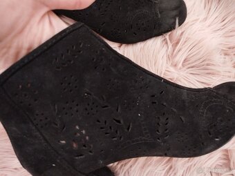 Damske lodicky dvoje - 3