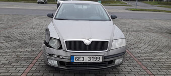 Škoda Octavia 2 1.6 MPI na opravu - 3