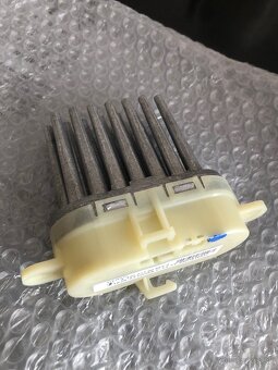 Regulátor - odpor vnút. ventilátora Nový Orig. Renault - 3