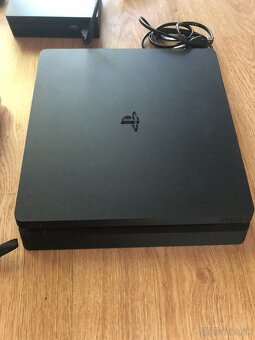 PS4 Slim 500GB + Sony PS VR + príslušenstvo - 3