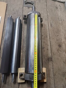 Hoblovací valec 410mm - 3