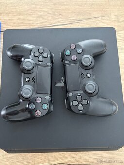 Playstation 4 slim +2 ovladace+4hry - 3