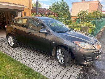 Mazda 3 - 3