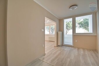 Na predaj 3 izbový byt, 63 m2, lodžia 3 m2, kompletná rekonš - 3