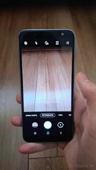 Samsung Galaxy J6 2018 - 3