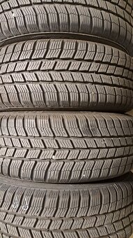 Predám zimný set 15"-5x100+185/60r15 Barum90% - 3