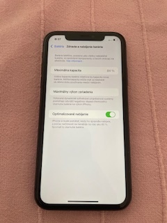 Krásny Iphone 11 128GB batéria 84 percent - 3