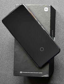 Vyměním Xiaomi 14 Ultra / 6,73"/ 16+512 / V záruce do 7/26. - 3