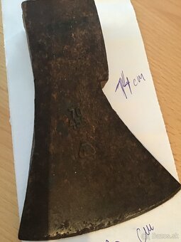 ZNAčENá STARá SEKERA 14CM - 3