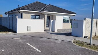 Nadštandardná novostavba 4 izbový bungalov hneď k nasťahovan - 3