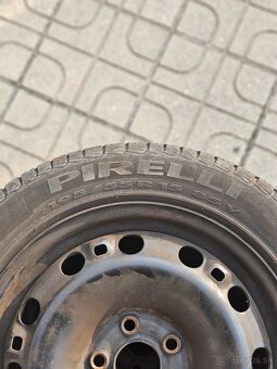 Pirelli 195/55 R15 85V - Pirelli P6 4X na diskoch - 3