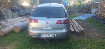 Predám Fiat Croma 1.9 88kw jtd - 3